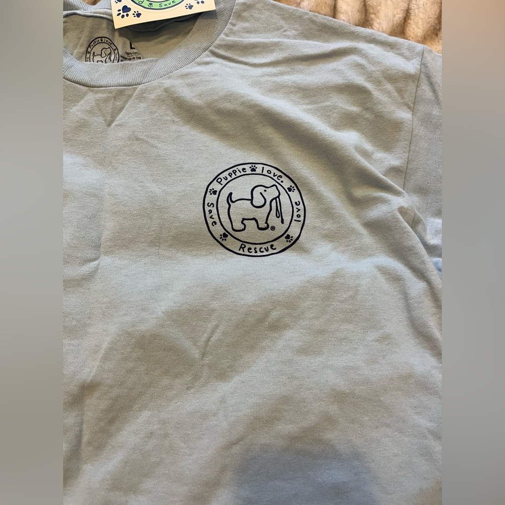 NWT Puppie Love Graphic T-Shirt